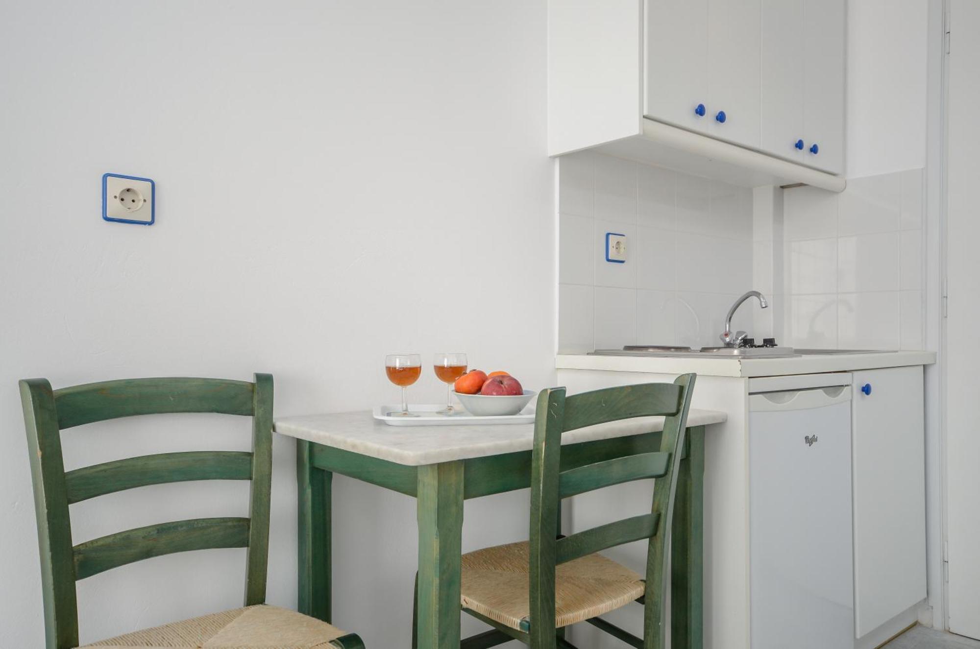 Nostos Studios At Saint George Beach Agios Georgios Chora Naxos Town Naxos City Exterior photo